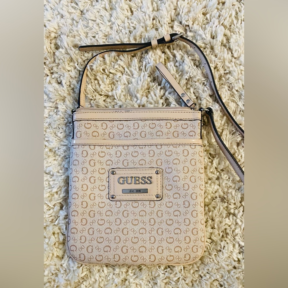 GUESS Beige Patterned Crossbody Bag